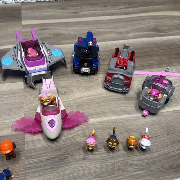 🚩 Paw Patrol puppy & kitty Action Figures & Playsets - Picture 9 of 10